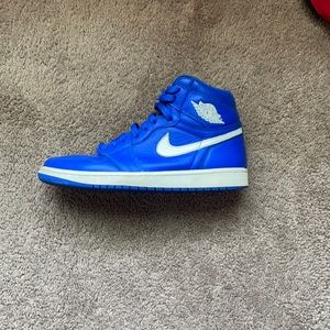 Jordan Retro Mid 1
